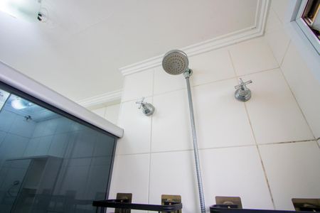 Apartamento para alugar com 64m², 2 quartos e 1 vagaBanheiro do quarto 1