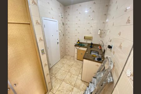 Apartamento para alugar com 65m², 2 quartos e sem vaga