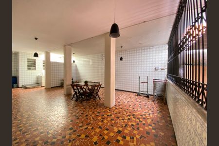 Apartamento para alugar com 65m², 2 quartos e sem vaga