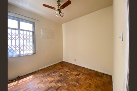 Apartamento para alugar com 65m², 2 quartos e sem vaga
