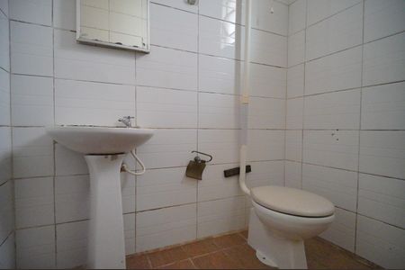 Casa para alugar com 100m², 2 quartos e 1 vagaBanheiro