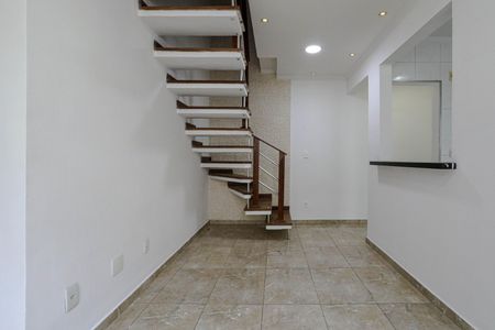 Apartamento para alugar com 104m², 2 quartos e 2 vagasSala