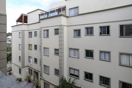 Apartamento para alugar com 104m², 2 quartos e 2 vagasVista - Cozinha