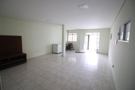 Casa à venda com 450m², 6 quartos e 4 vagasSala 2