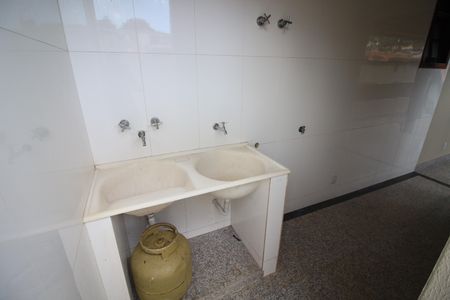 Casa à venda com 450m², 6 quartos e 4 vagasÁrea de Serviço