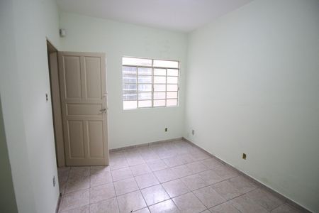 Casa à venda com 450m², 6 quartos e 4 vagasQuarto 6