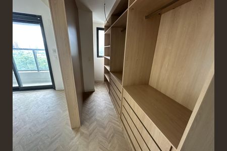 Apartamento para alugar com 123m², 2 quartos e 2 vagas Apartamento para alugar com 123m², 2 quartos e 2 vagasCloset da suíte 1