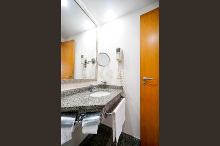 Banheiro da suíte de kitnet/studio à venda com 1 quarto, 28m² em Tatuapé, São Paulo