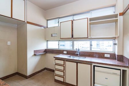 Apartamento para alugar com 260m², 5 quartos e 2 vagas Apartamento para alugar com 260m², 5 quartos e 2 vagasCozinha