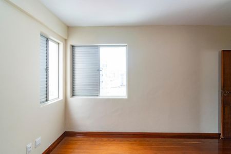 Apartamento para alugar com 260m², 5 quartos e 2 vagas Apartamento para alugar com 260m², 5 quartos e 2 vagasSuíte