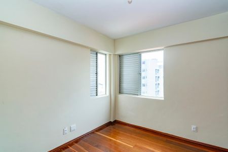 Apartamento para alugar com 260m², 5 quartos e 2 vagas Apartamento para alugar com 260m², 5 quartos e 2 vagasQuarto 2