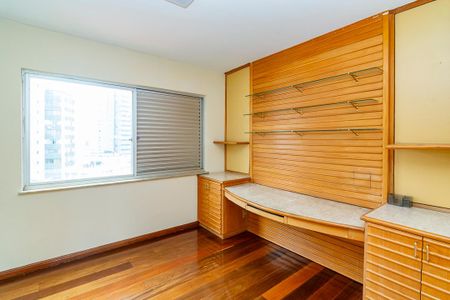 Apartamento para alugar com 260m², 5 quartos e 2 vagas Apartamento para alugar com 260m², 5 quartos e 2 vagasQuarto 5
