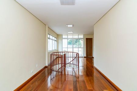 Apartamento para alugar com 260m², 5 quartos e 2 vagas Apartamento para alugar com 260m², 5 quartos e 2 vagasSala 2