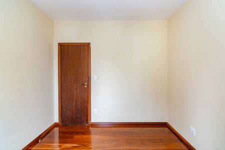 Apartamento para alugar com 260m², 5 quartos e 2 vagas Apartamento para alugar com 260m², 5 quartos e 2 vagasQuarto 3