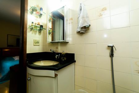 Apartamento para alugar com 110m², 3 quartos e 1 vaga Apartamento para alugar com 110m², 3 quartos e 1 vagaBanheiro da Suíte
