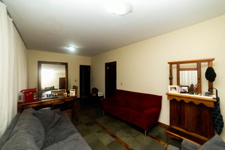 Sala de apartamento para alugar com 3 quartos, 110m² em São Lucas, Belo Horizonte