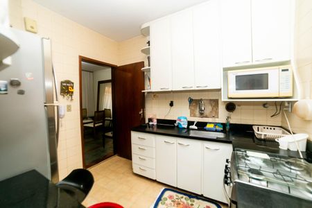 Apartamento para alugar com 110m², 3 quartos e 1 vaga Apartamento para alugar com 110m², 3 quartos e 1 vagaCozinha