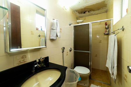 Apartamento para alugar com 110m², 3 quartos e 1 vaga Apartamento para alugar com 110m², 3 quartos e 1 vagaBanheiro da Suíte