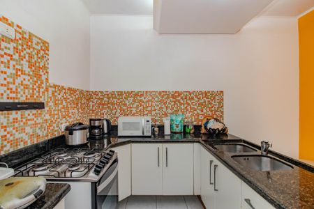 Apartamento à venda com 87m², 3 quartos e sem vaga Apartamento à venda com 87m², 3 quartos e sem vagaCozinha e Área de Serviço