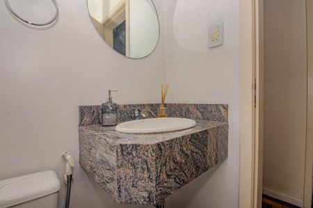 Apartamento à venda com 87m², 3 quartos e sem vaga Apartamento à venda com 87m², 3 quartos e sem vagaLavabo