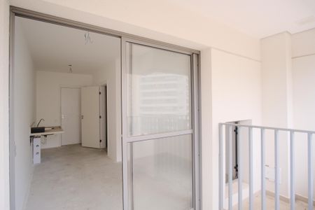 Studio à venda com 37m², 1 quarto e sem vagaVaranda