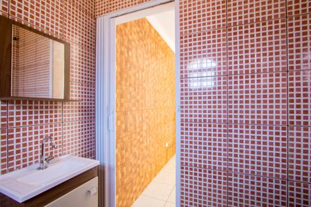 Casa para alugar com 180m², 3 quartos e 2 vagasBanheiro do quarto 1