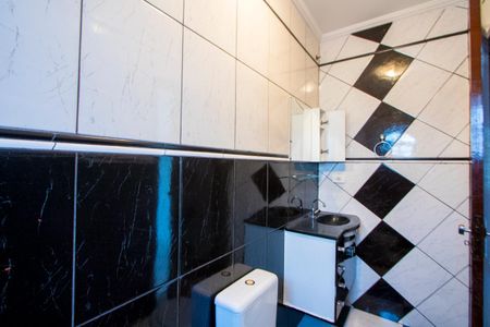 Casa para alugar com 180m², 3 quartos e 2 vagasBanheiro do quarto 2