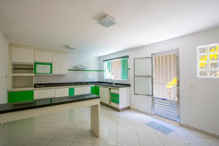 Casa para alugar com 180m², 3 quartos e 2 vagasCozinha