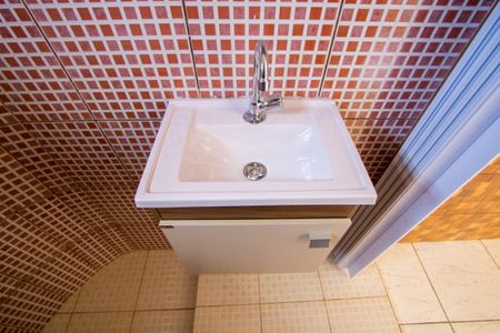 Casa para alugar com 180m², 3 quartos e 2 vagasBanheiro do quarto 1