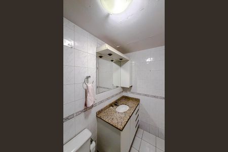 Studio à venda com 45m², 1 quarto e 2 vagas Studio à venda com 45m², 1 quarto e 2 vagasBanheiro