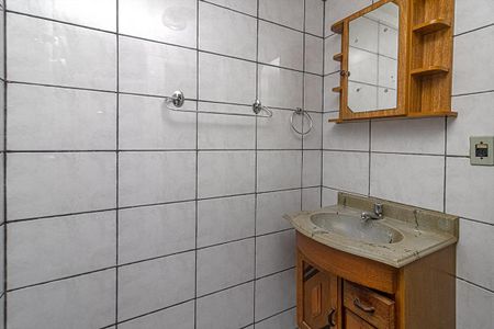 banheiro social_2 de apartamento para alugar com 2 quartos, 90m² em Jardim Ana Maria, São Paulo