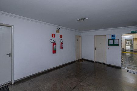 Apartamento para alugar com 90m², 2 quartos e 1 vaga Apartamento para alugar com 90m², 2 quartos e 1 vagahall de entrada_2