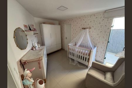 Casa de Condomínio para alugar com 2 quartos, 136m² em Vargem Grande, Rio de Janeiro