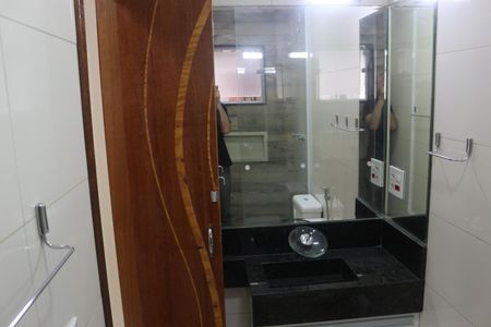 Apartamento para alugar com 70m², 2 quartos e 1 vagaBanheiro da Suíte
