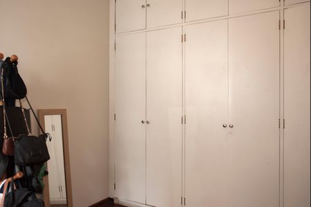 Apartamento à venda com 167m², 3 quartos e 2 vagasQuarto 1