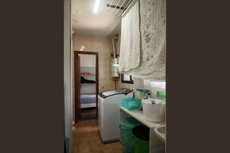 Apartamento à venda com 167m², 3 quartos e 2 vagasÁrea de Serviço