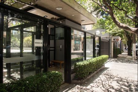 Apartamento à venda com 167m², 3 quartos e 2 vagasFrente