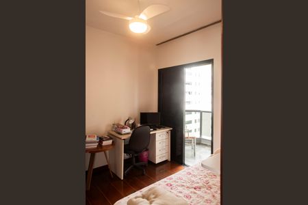 Apartamento à venda com 167m², 3 quartos e 2 vagasQuarto 2