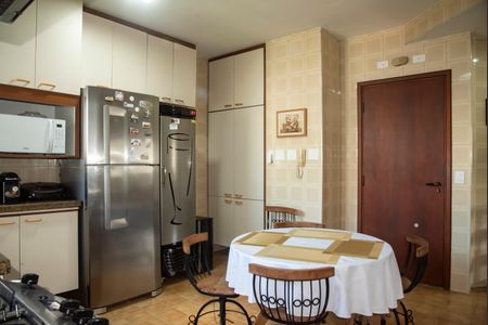 Apartamento à venda com 167m², 3 quartos e 2 vagasCozinha
