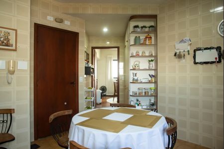 Apartamento à venda com 167m², 3 quartos e 2 vagasCozinha