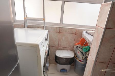 Apartamento à venda com 64m², 2 quartos e sem vagaLavanderia