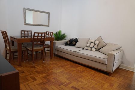 Apartamento à venda com 64m², 2 quartos e sem vagaSala