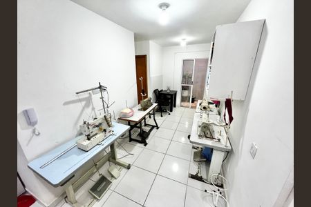 Apartamento à venda com 41m², 2 quartos e sem vaga Apartamento à venda com 41m², 2 quartos e sem vagaSala