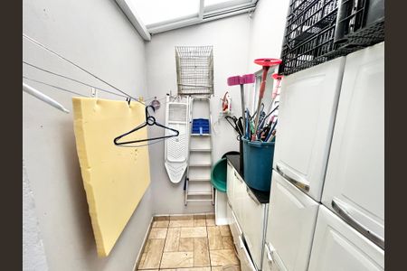 Apartamento à venda com 41m², 2 quartos e sem vaga Apartamento à venda com 41m², 2 quartos e sem vagaÁrea de Serviço