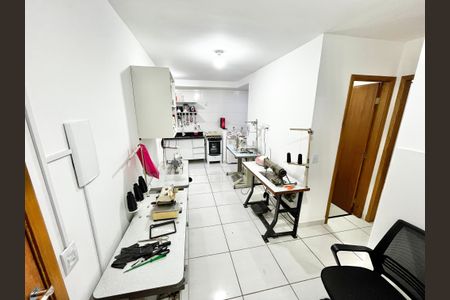 Sala de apartamento à venda com 2 quartos, 41m² em Parque Peruche, São Paulo