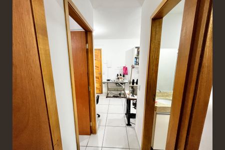 Apartamento à venda com 41m², 2 quartos e sem vaga Apartamento à venda com 41m², 2 quartos e sem vagaCorredor