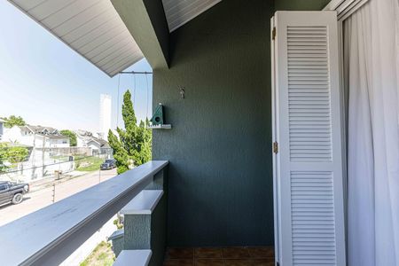 Casa à venda com 300m², 4 quartos e 2 vagasSacada do Quarto 2 