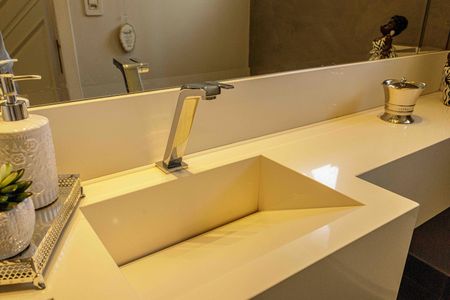 Casa à venda com 300m², 4 quartos e 2 vagasLavabo 