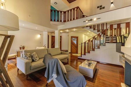 Casa à venda com 300m², 4 quartos e 2 vagasSala