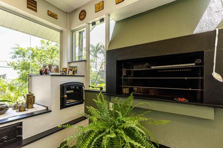 Casa à venda com 300m², 4 quartos e 2 vagassala 3 